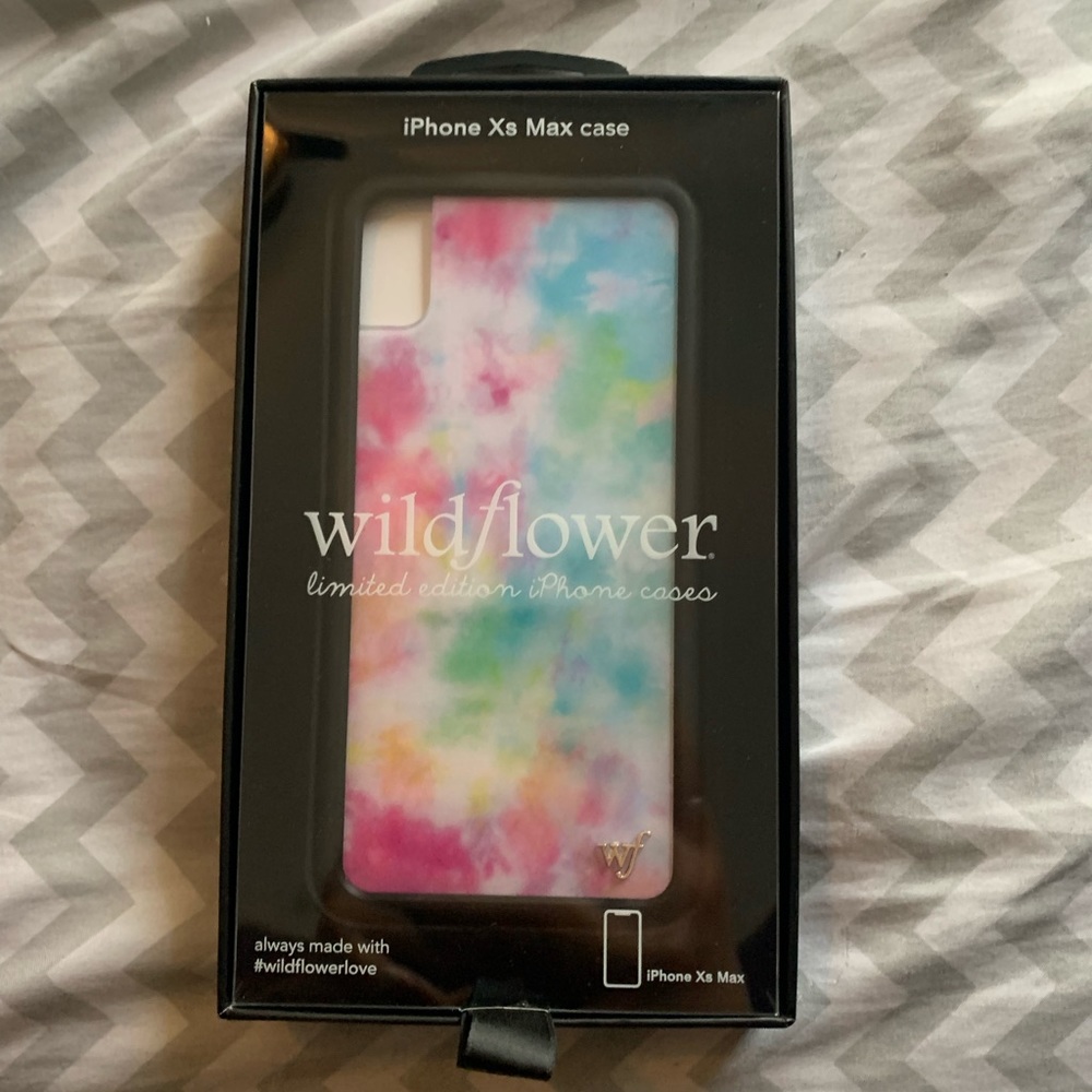 iphone xs wildflower case